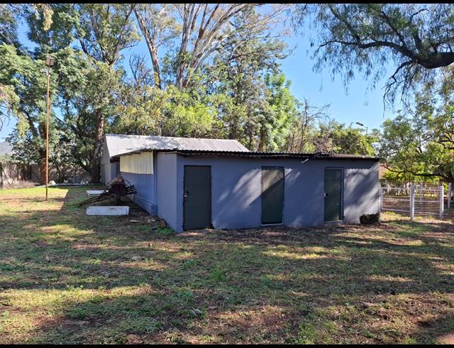 5.90HA SMALLHOLDING FOR SALE IN BOSCHFONTEIN AH